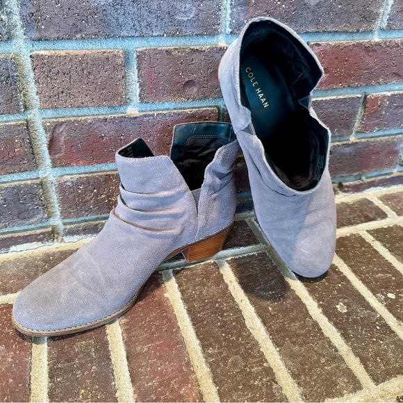 Cole Haan Grey Suede Ankle Boots Size 8.5. - Picture 7 of 8